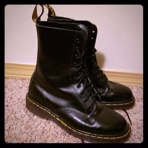 Doc Martens black- 1490